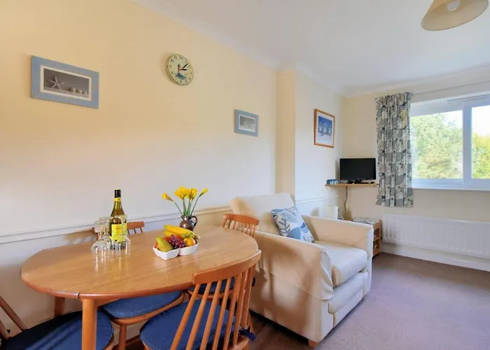 Bridge House Apartment