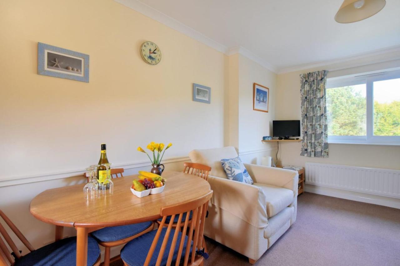 Bridge House * Charmouth